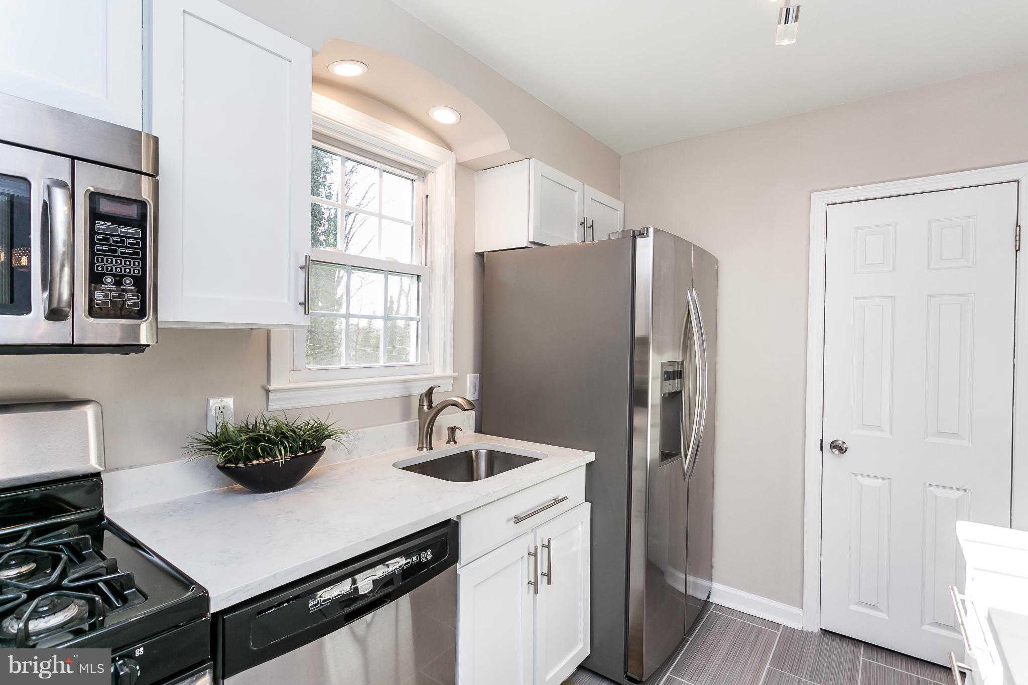15 Beacon Hill Road Baltimore, MD 21207 - Photo 12 of 30 Kitchen