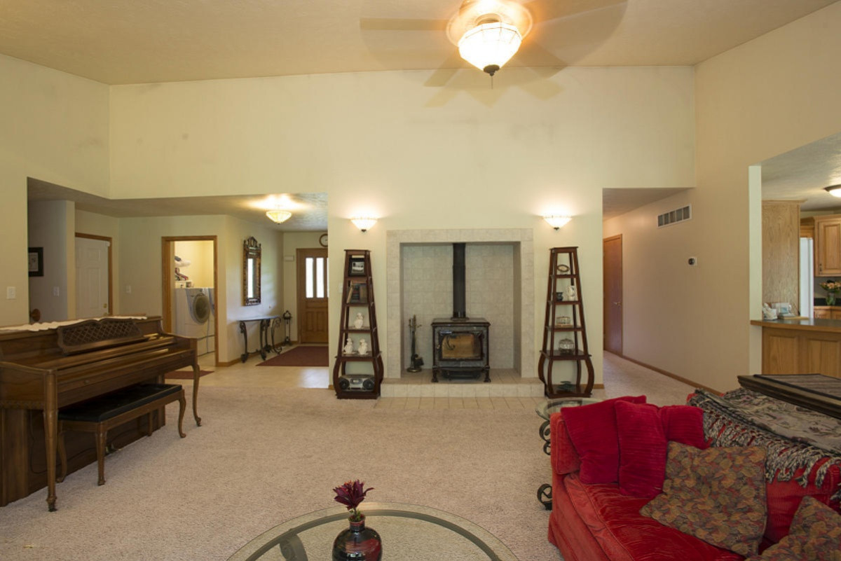 11815 Lewis Road Plainwell, MI 49080 - Photo 6 of 29 Lewis-28