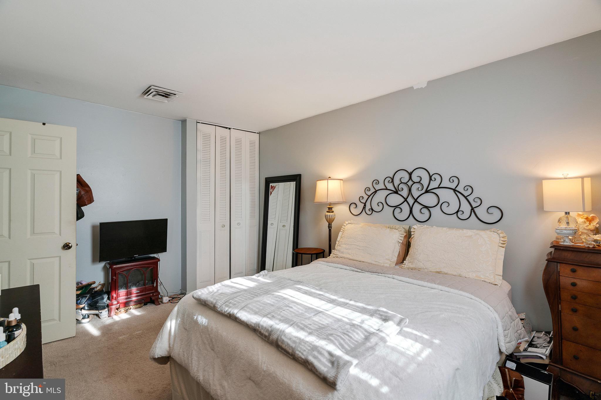 3319 Woodhaven Road Philadelphia, PA 19154 - Photo 17 of 34