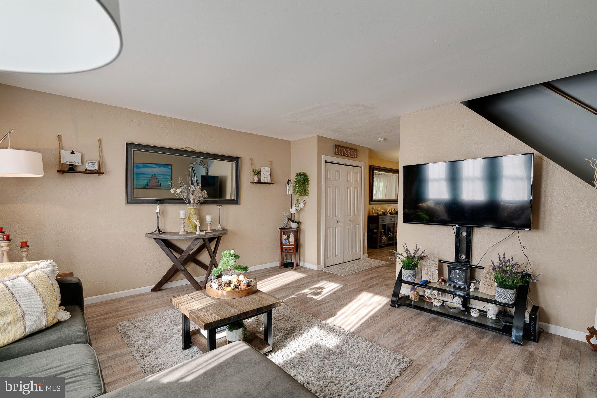 3319 Woodhaven Road Philadelphia, PA 19154 - Photo 7 of 34
