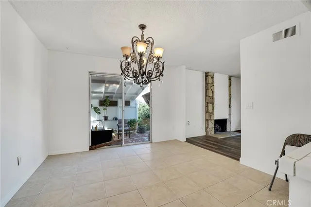 $3,200 | 3855 Abbey Court, Newbury Park, CA 91320