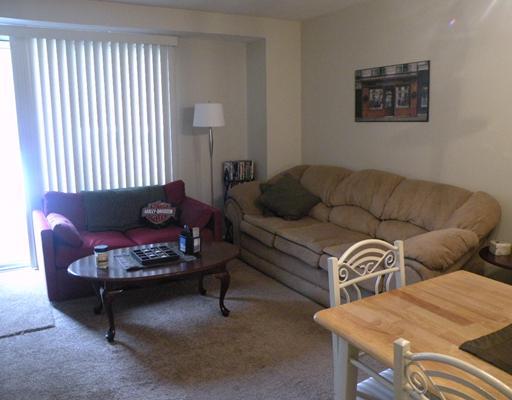 340 Quail Run Road Venetia, PA 15367 - Photo 3 of 18 Living Room.