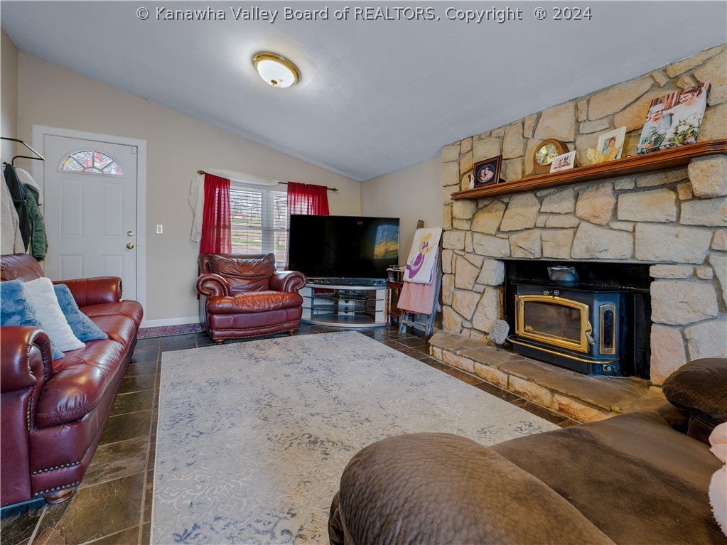 235 Pinch Ridge Road Elkview, WV 25071 - Photo 11 of 37 Gallery Image 11