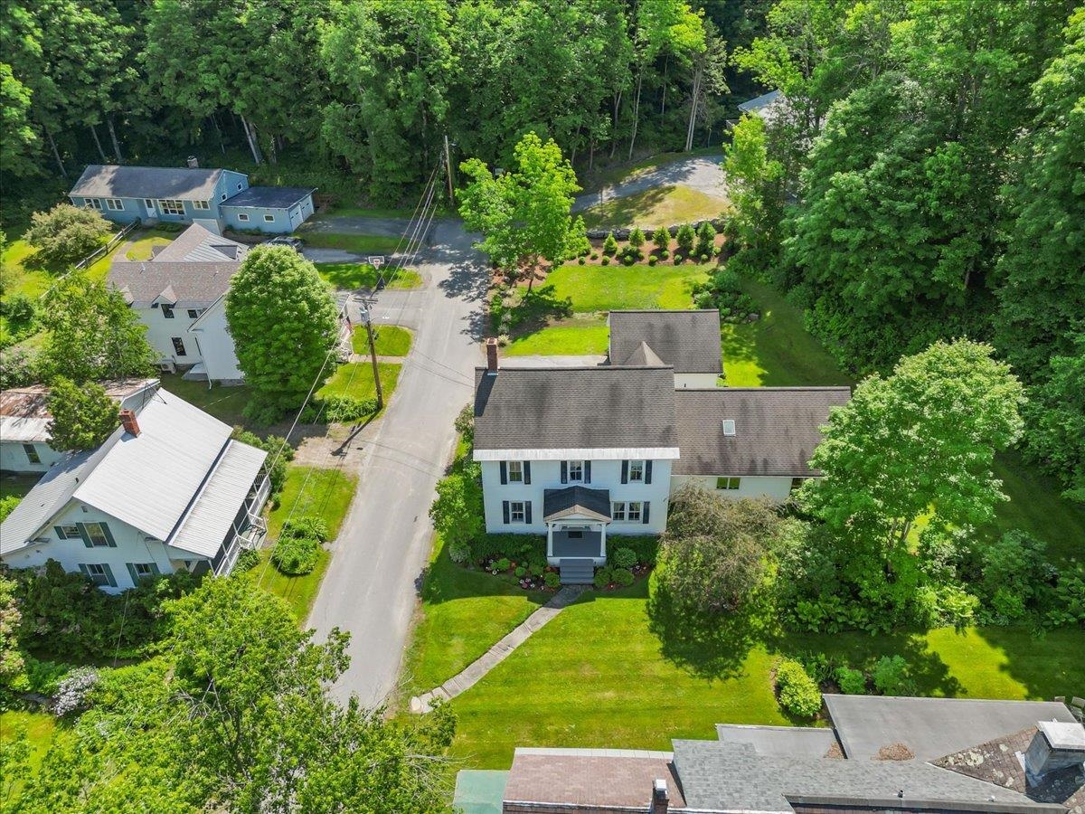 96 Sunset Street Stowe, VT 05672 - Photo 11 of 50