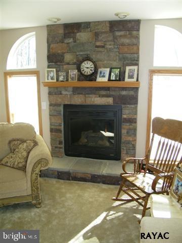 1021 Jackson Square Road Spring Grove, PA 17362 - Photo 8 of 34