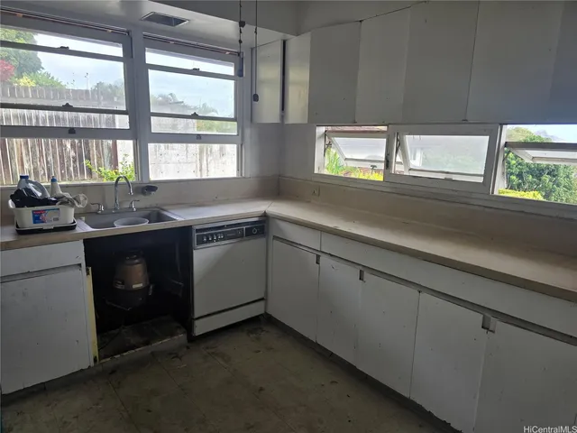 $1,850,000 | 2026 Ahualani Place, Unit A, Honolulu, HI 96822