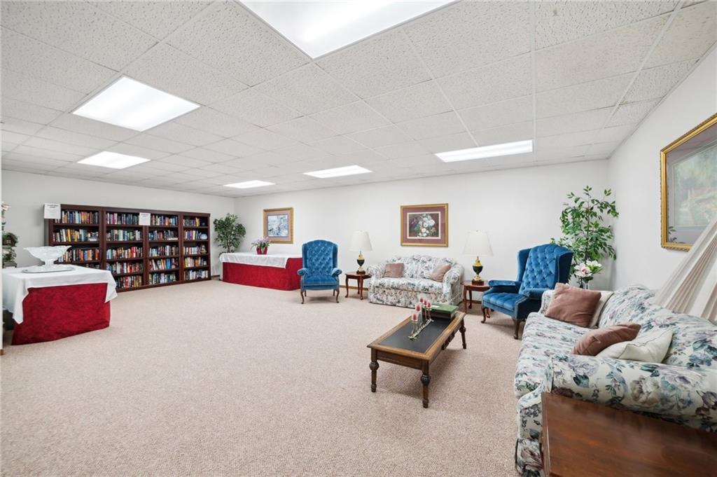 2850 Edgecliff Road, Unit 32 Lower Burrell, PA 15068 - Photo 3 of 27 Lobby