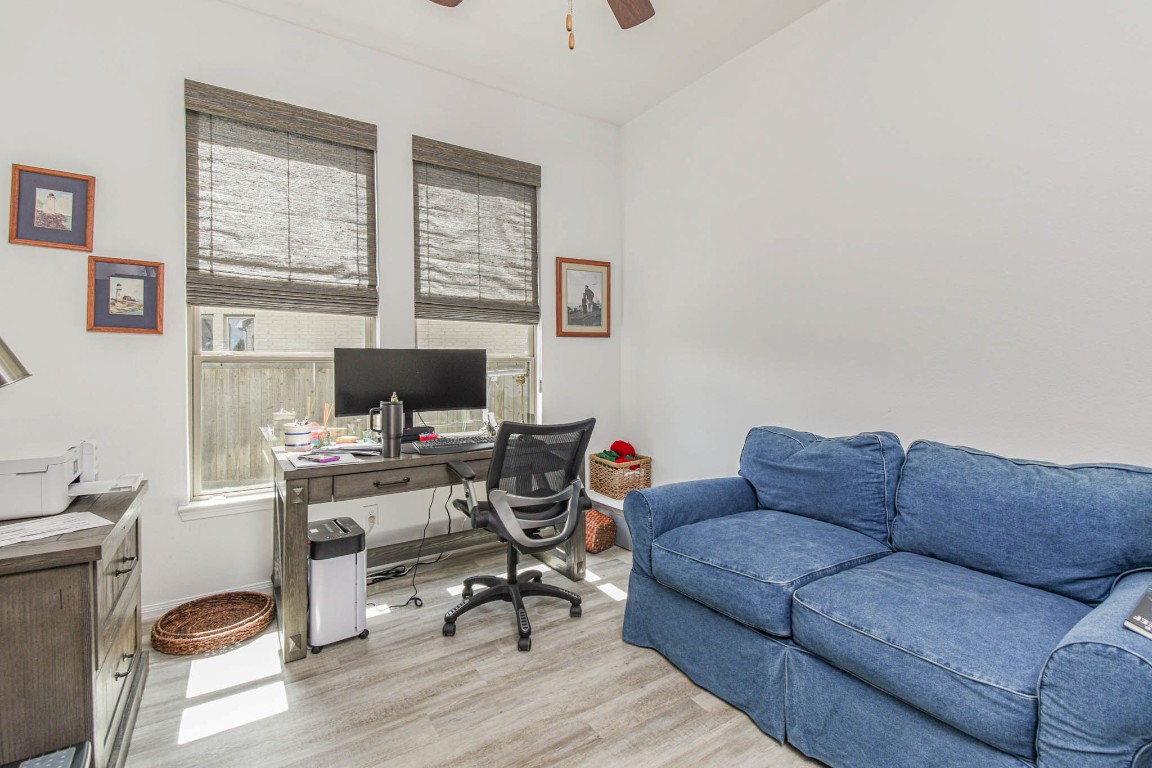 21207 Rabbitbrush Court Cypress, TX 77433 - Photo 4 of 27