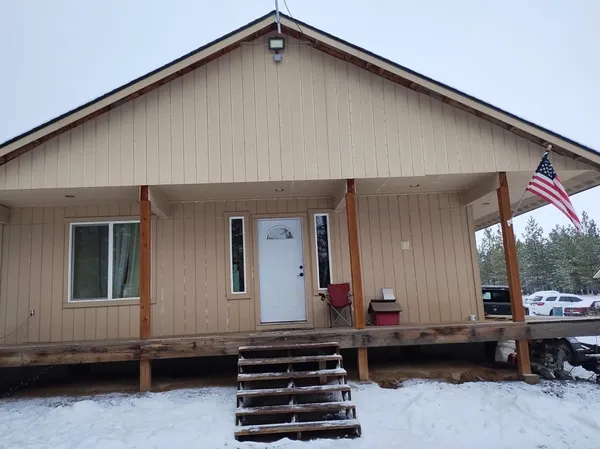 $355,000 | 18427 West Burnett Road, Nine Mile Falls, WA 99026