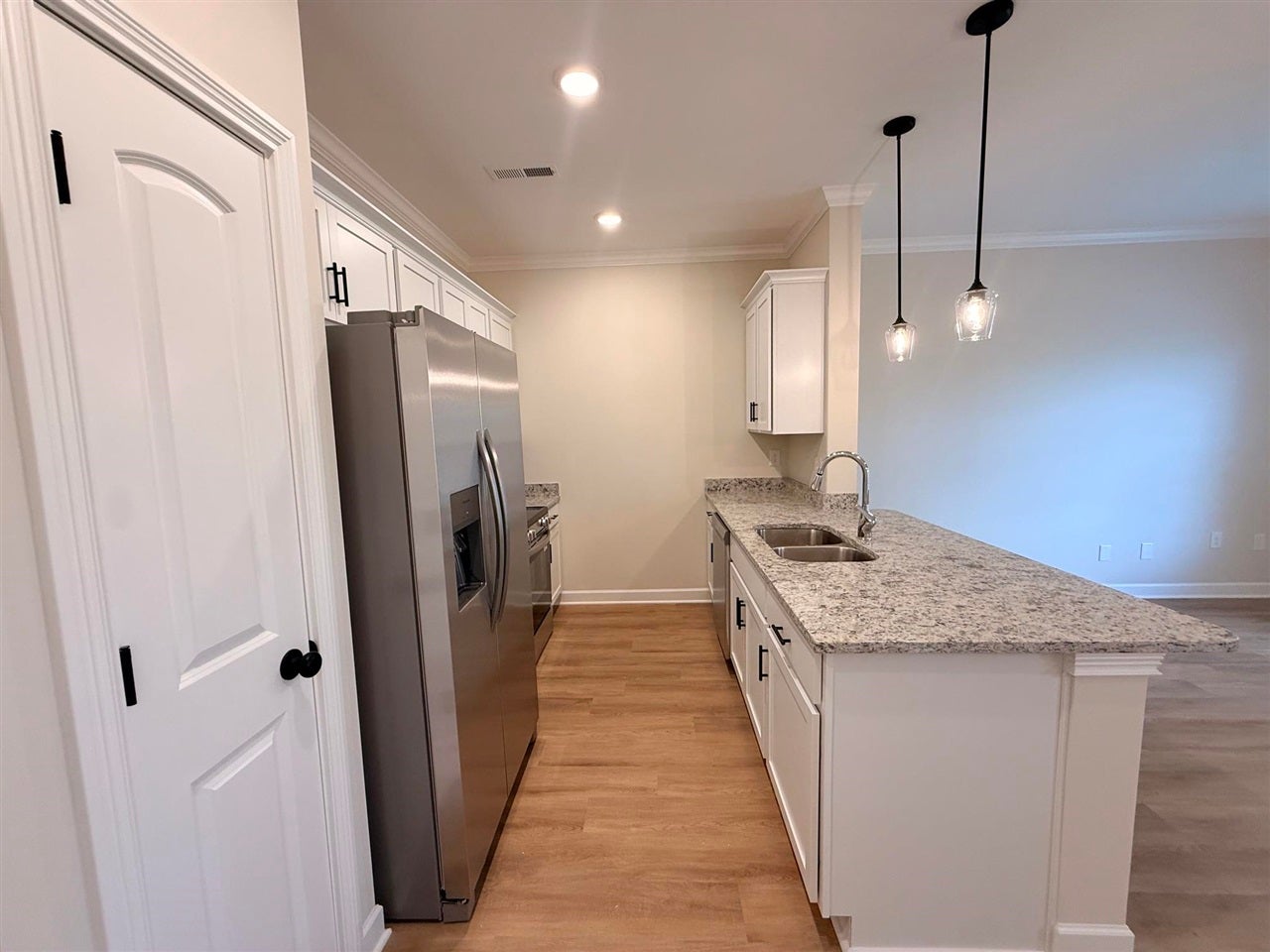205 Plano Road Bowling Green, KY 42104 - Photo 5 of 25 Gallery Image 5