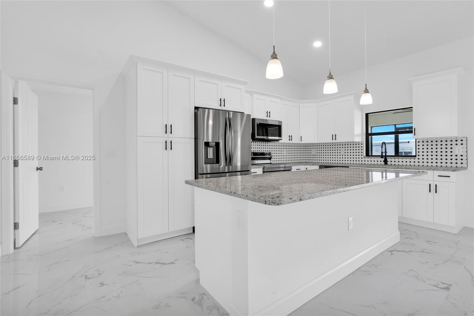 7789 16th Terrace LaBelle, FL 33935 - Photo 11 of 32