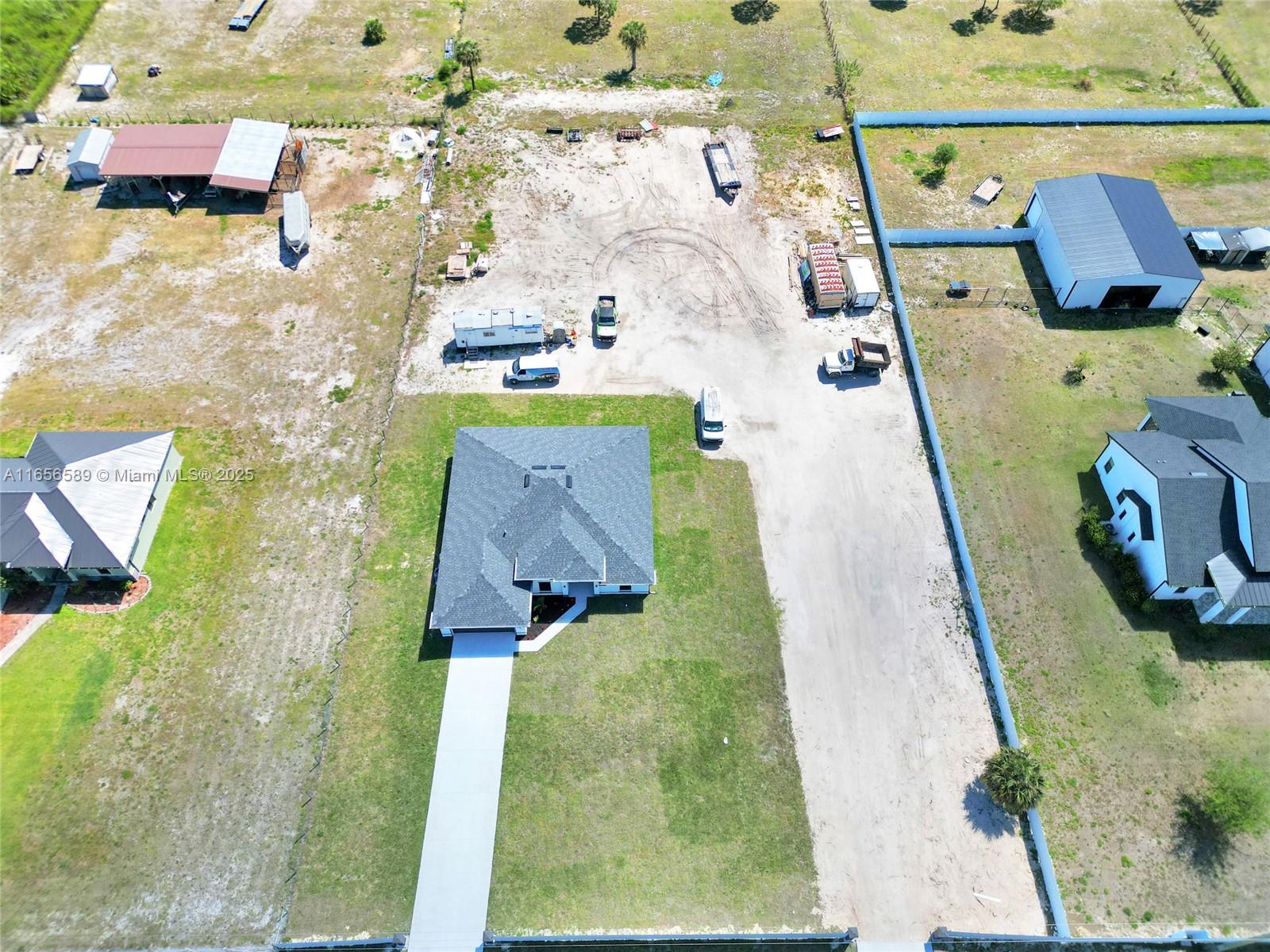 7789 16th Terrace LaBelle, FL 33935 - Photo 30 of 32