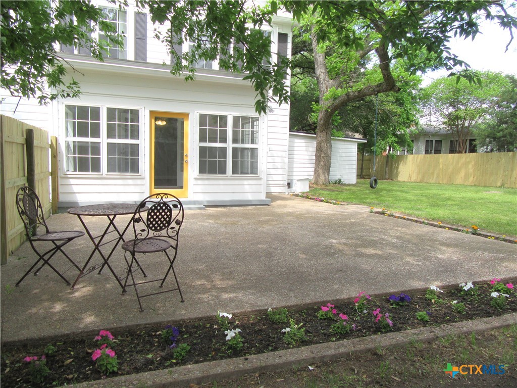 415 Easy Street Marlin, TX 76661 - Photo 43 of 45 a view of a house with backyard and a garden