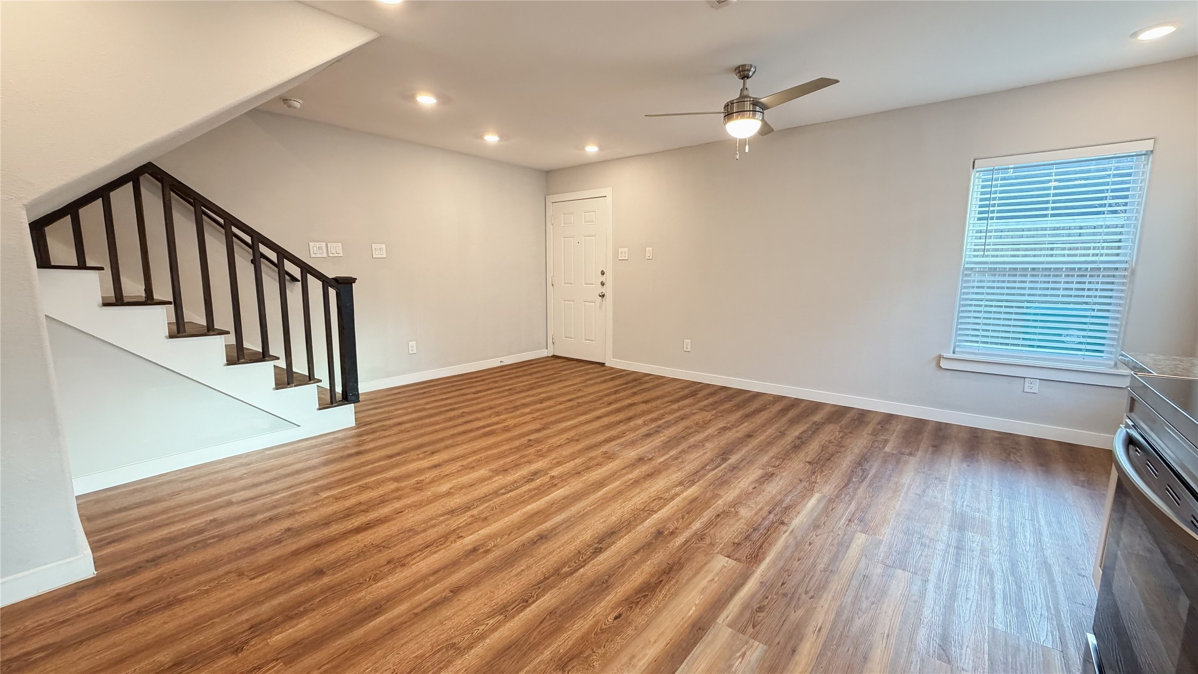 7954 Sayers Street, Unit A Houston, TX 77016 - Photo 3 of 11