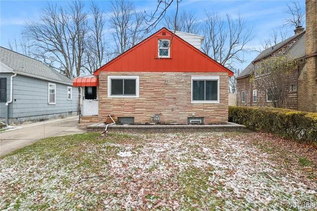 $240,000 | 251 Wendel Avenue, Tonawanda, NY 14223