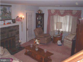 26 Woodbine Road Havertown, PA 19083 - Photo 2 of 6 Gallery Image 2