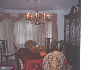 26 Woodbine Road Havertown, PA 19083 - Photo 3 of 6 Gallery Image 3