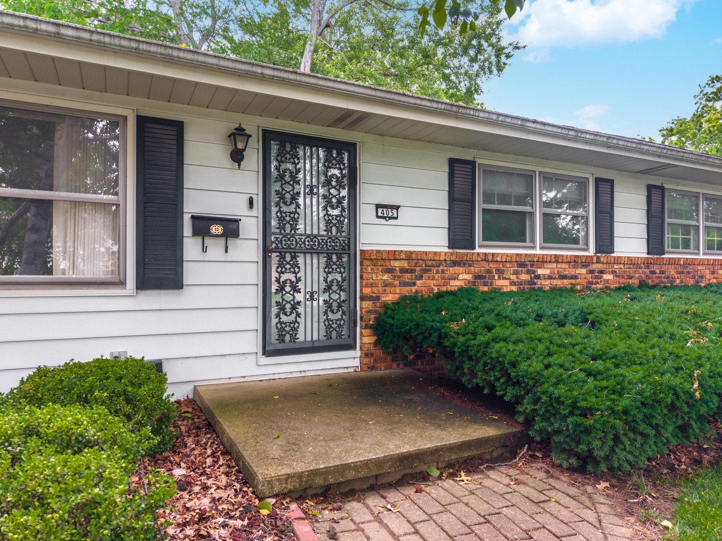 405 Michael Court Normal, IL 61761 - Photo 3 of 43