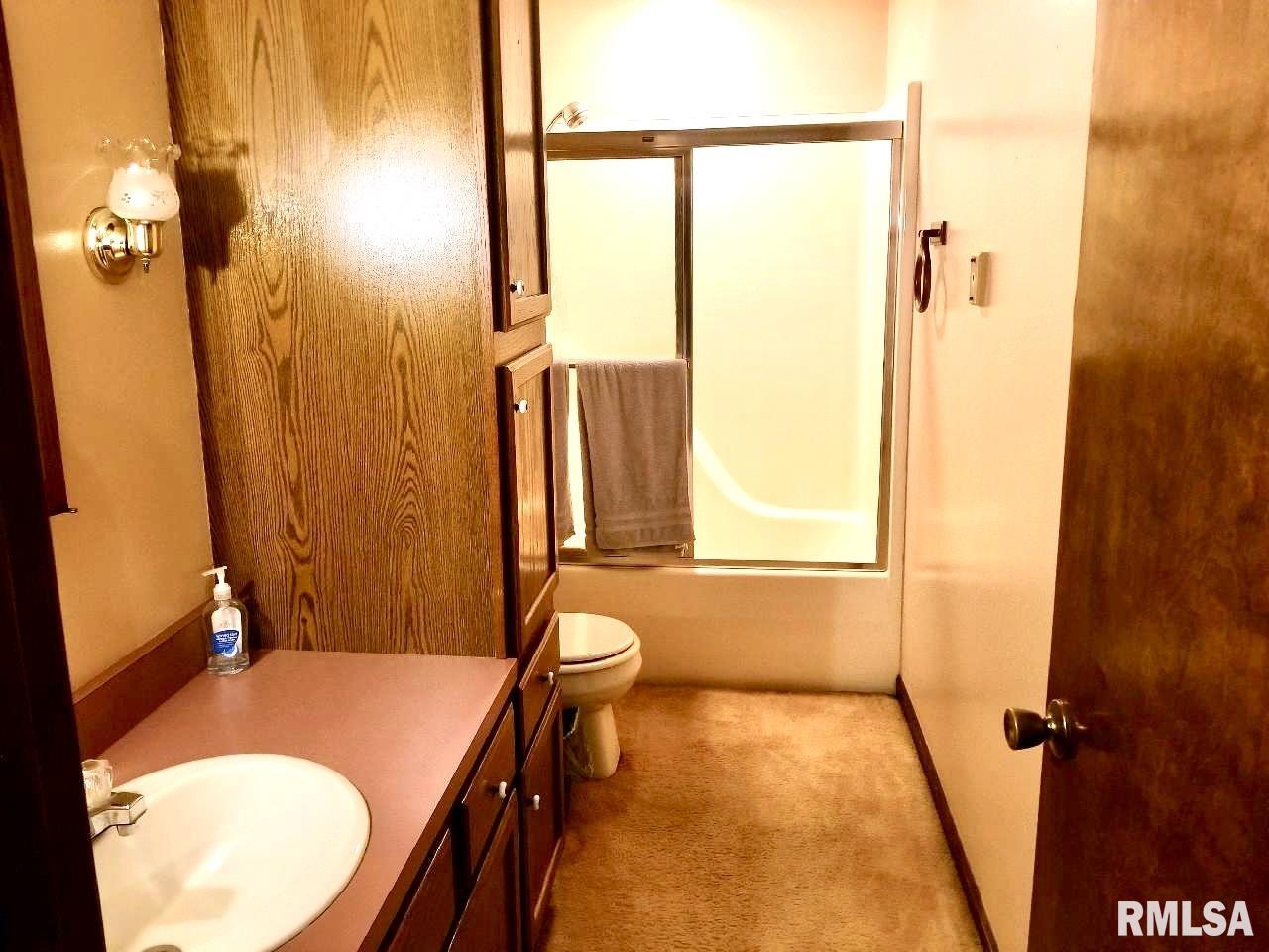 17001 Lowry Avenue Benton, IL 62812 - Photo 11 of 36