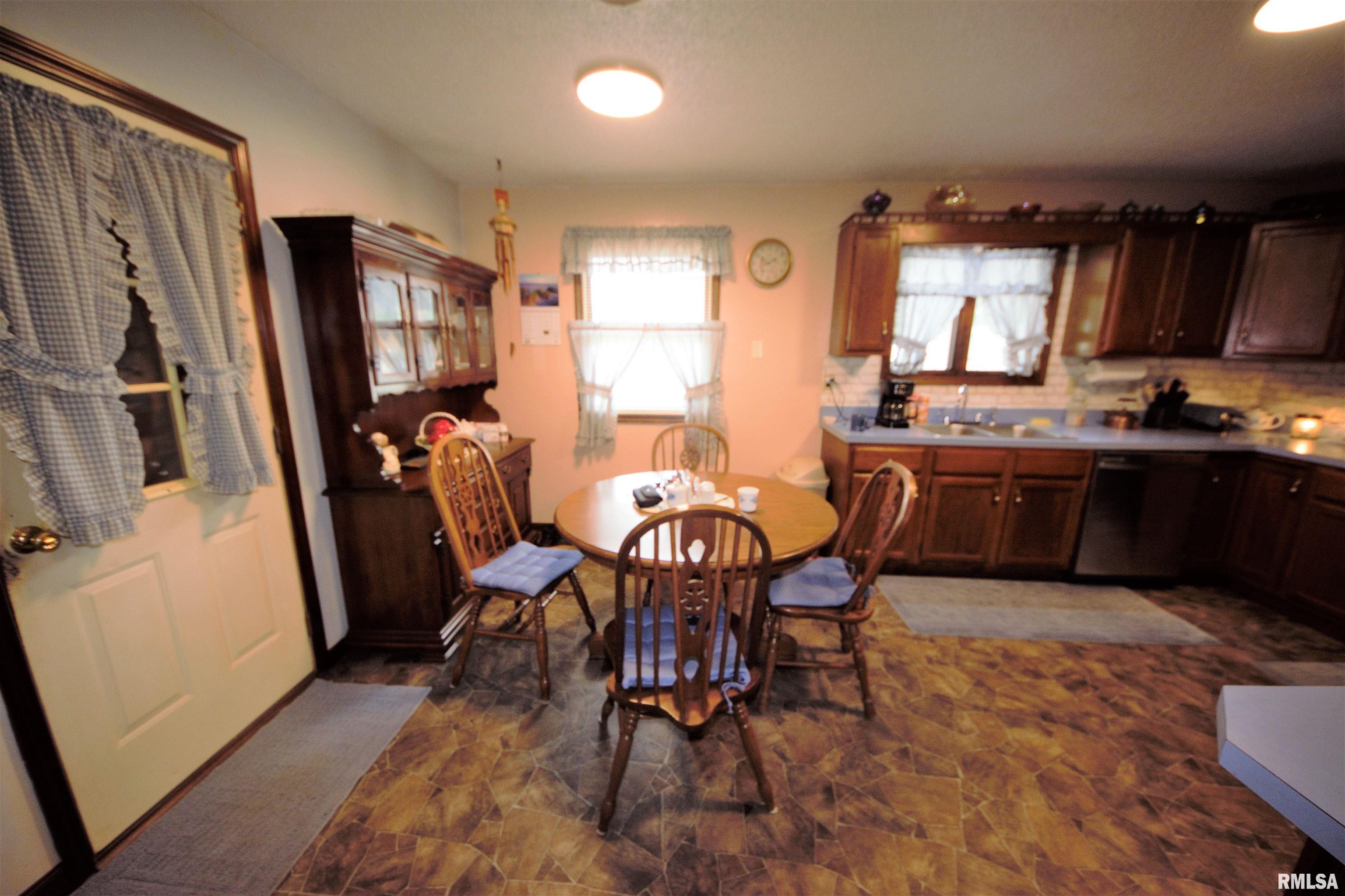17001 Lowry Avenue Benton, IL 62812 - Photo 15 of 36