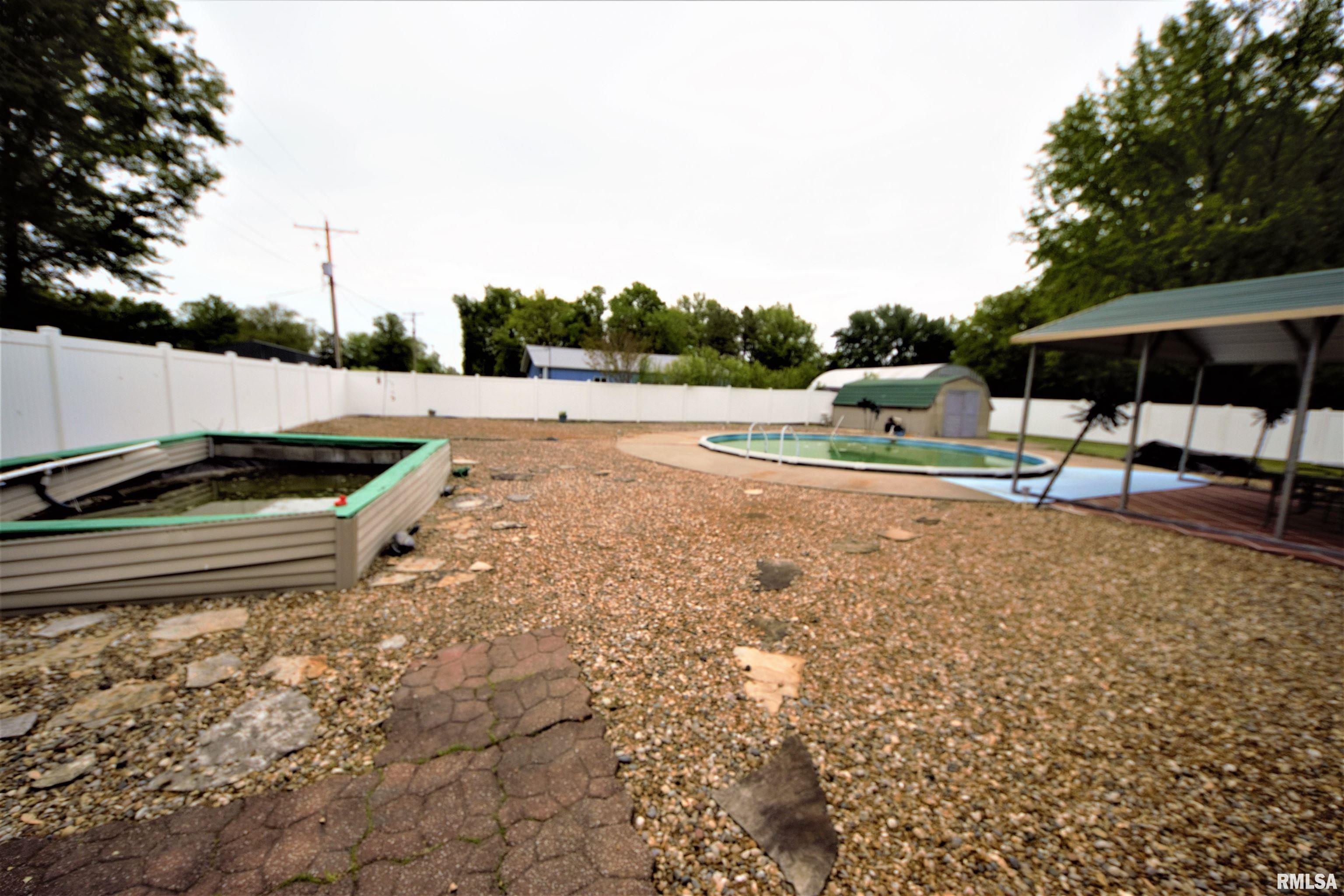 17001 Lowry Avenue Benton, IL 62812 - Photo 33 of 36