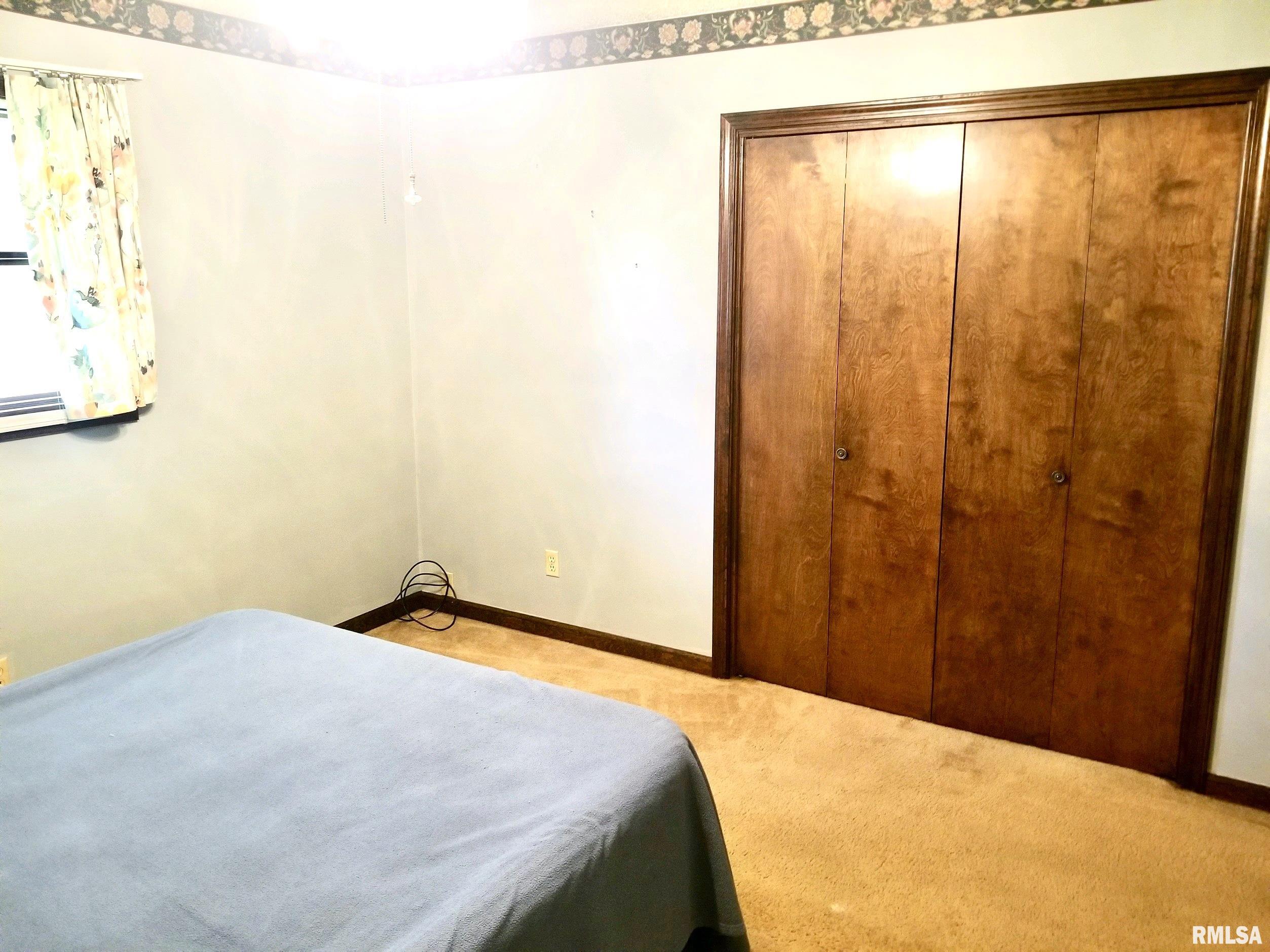 17001 Lowry Avenue Benton, IL 62812 - Photo 8 of 36