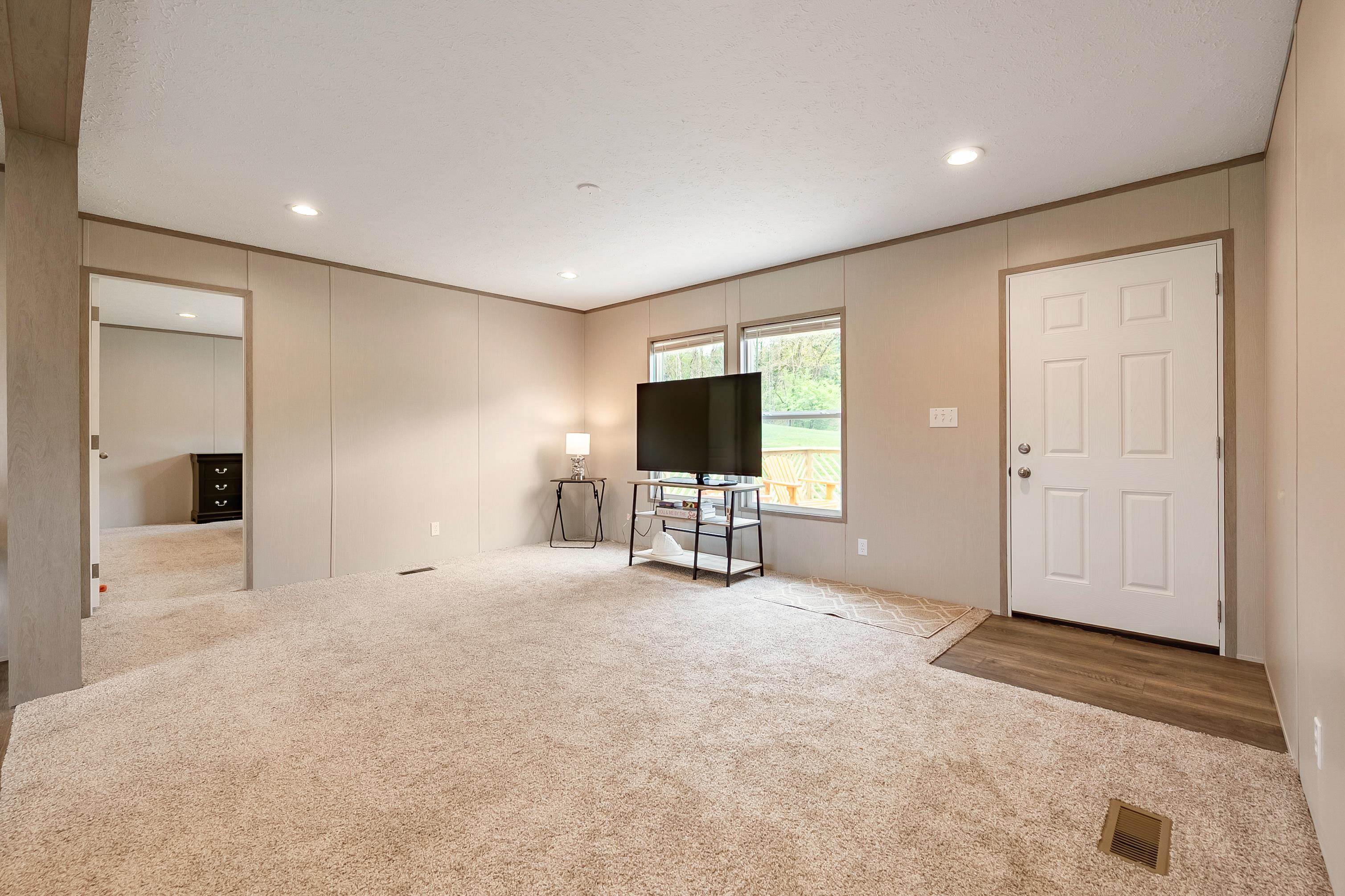 129 Burton Road Narrows, VA 24124 - Photo 14 of 67 Gallery Image 14