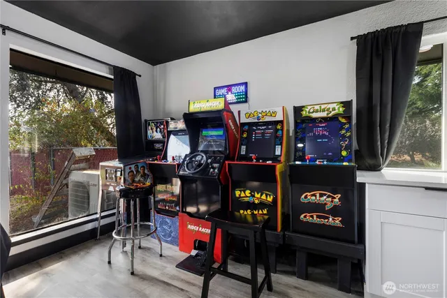 $1,399,000 | 3062 44th Street East, Tacoma, WA 98443