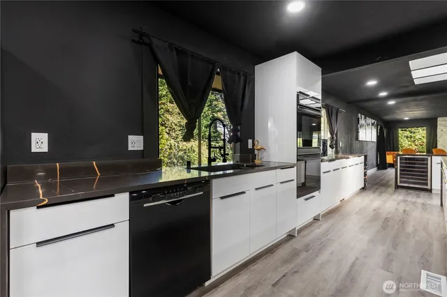 $1,399,000 | 3062 44th Street East, Tacoma, WA 98443