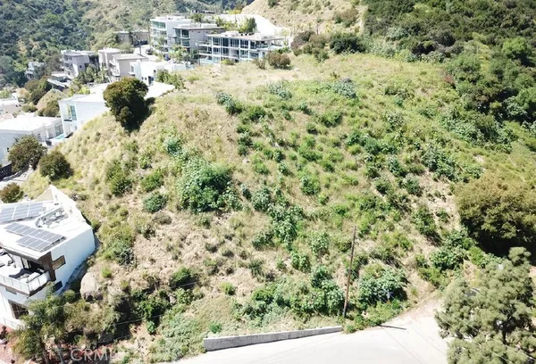 $1,699,000 | 6363 Weidlake Drive, Los Angeles, CA 90068