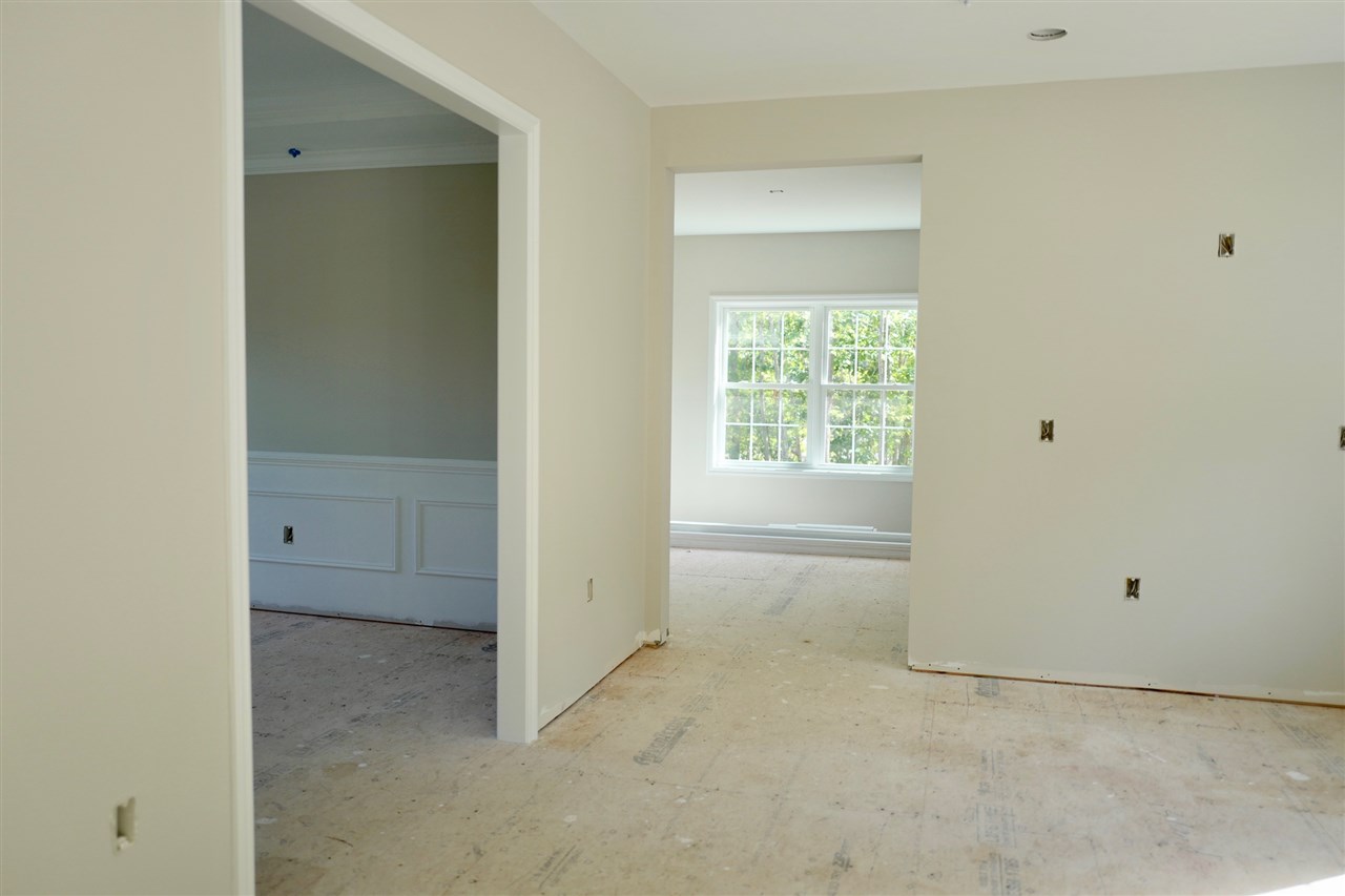 38 Steele Road, Unit 9 Derry, NH 03038 - Photo 13 of 29