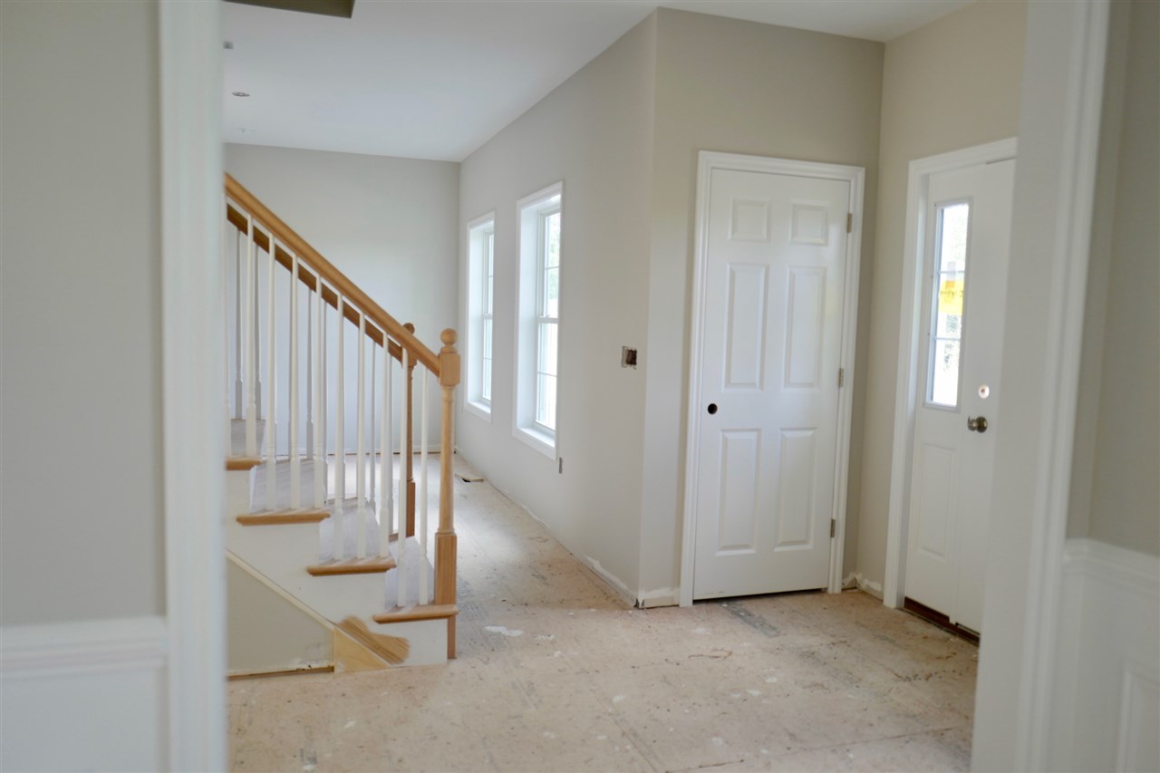 38 Steele Road, Unit 9 Derry, NH 03038 - Photo 18 of 29
