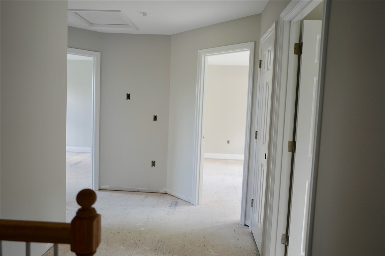 38 Steele Road, Unit 9 Derry, NH 03038 - Photo 21 of 29