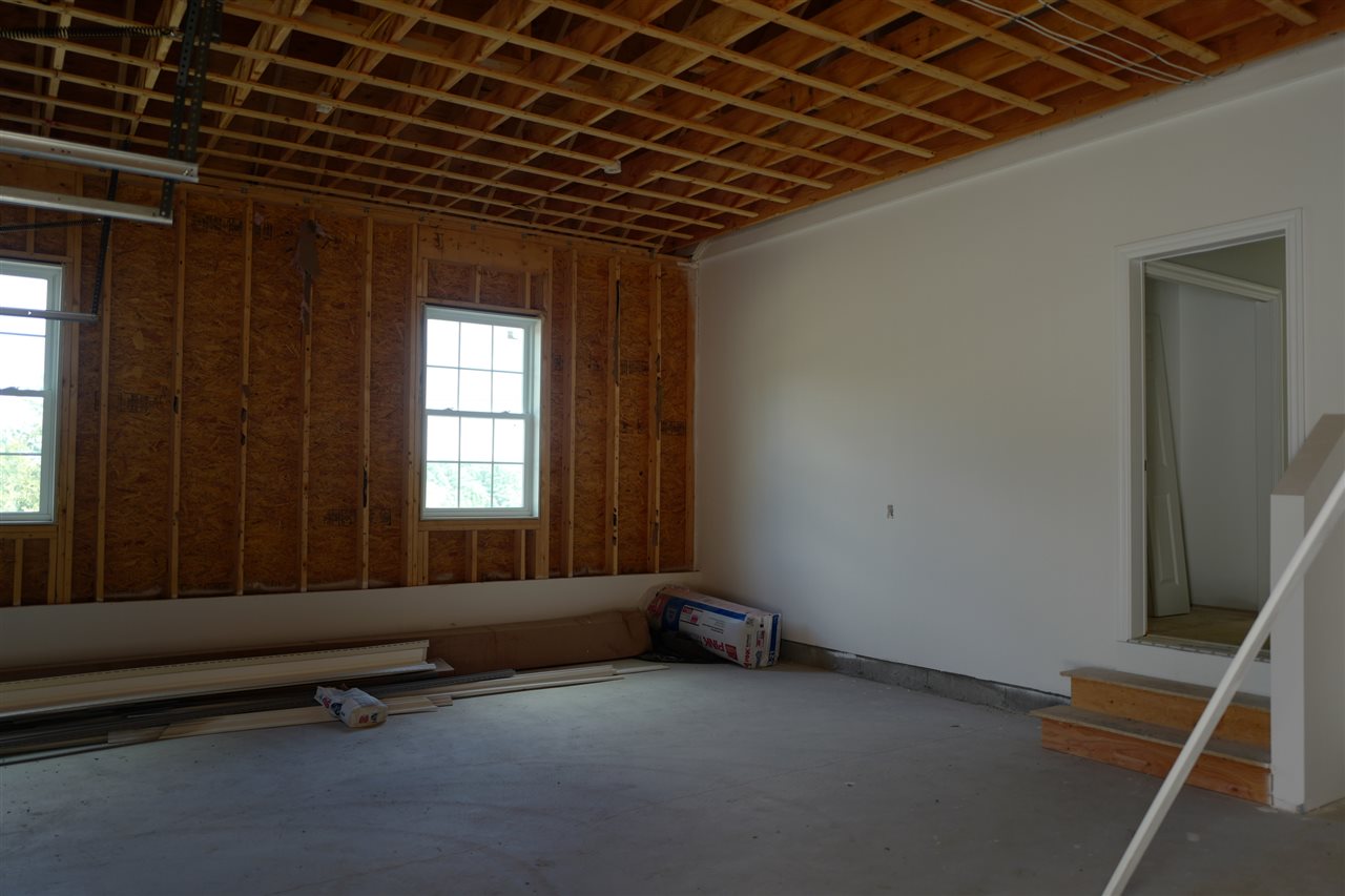 38 Steele Road, Unit 9 Derry, NH 03038 - Photo 9 of 29