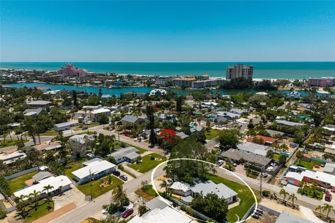 $739,500 | 302 41st Avenue, St. Pete Beach, FL 33706