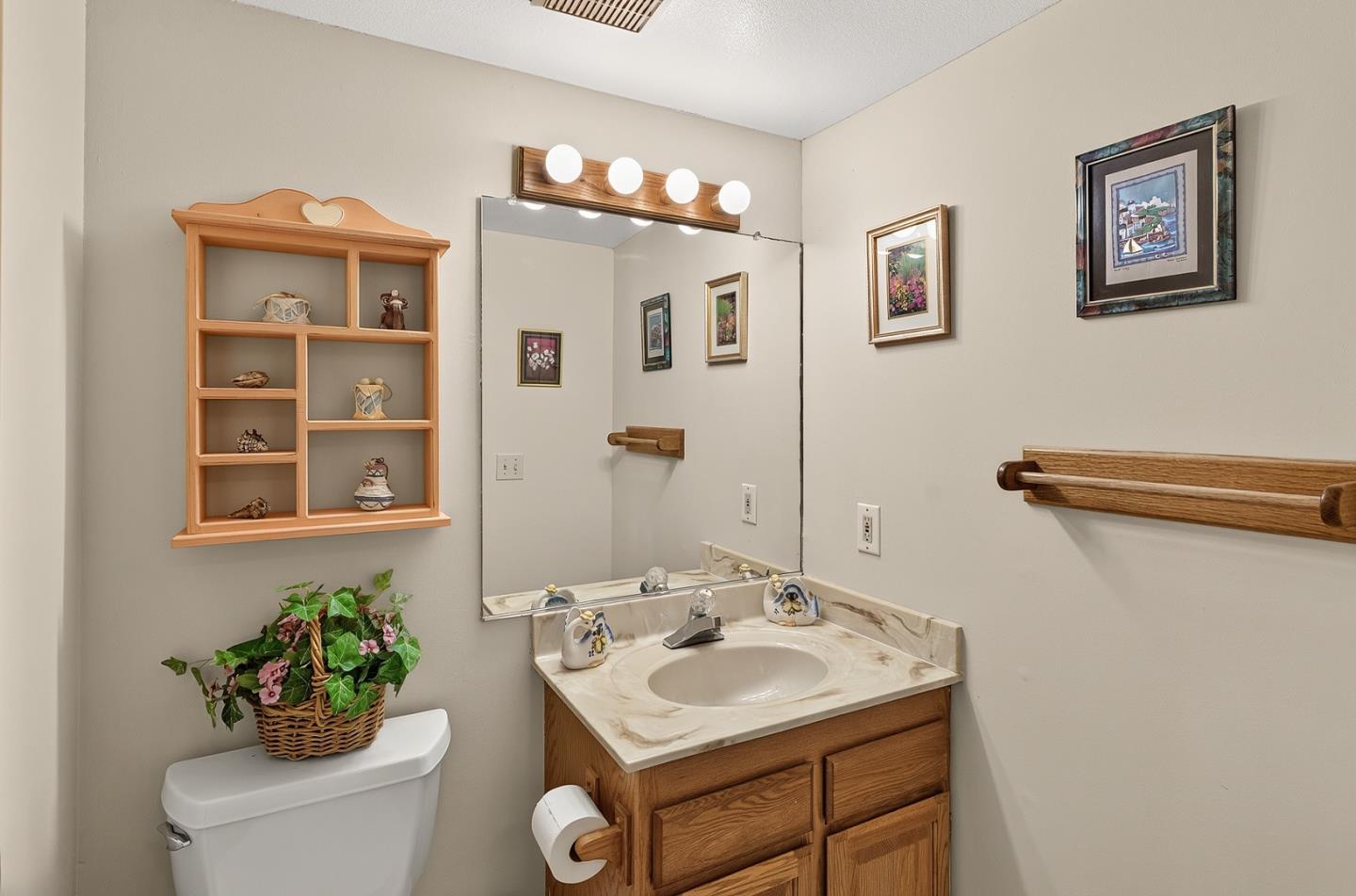 2537 Shoreline Road Bradley, CA 93426 - Photo 15 of 49