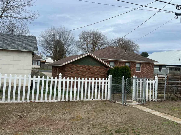 $225,000 | 105 West 4th Avenue, Ritzville, WA 99169