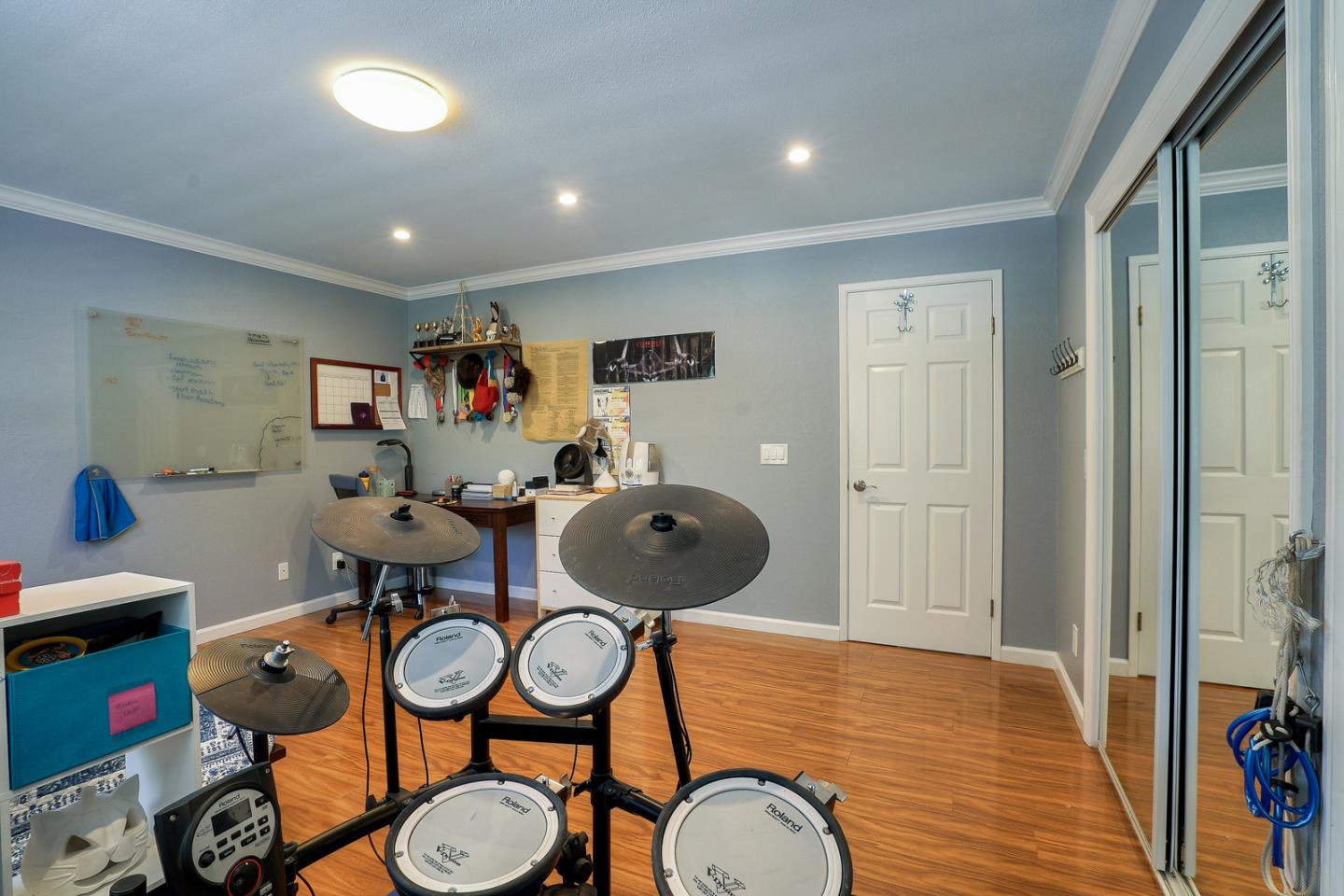 3744 Adriatic Way Santa Clara, CA 95051 - Photo 20 of 34 a view of a room with gym equipment