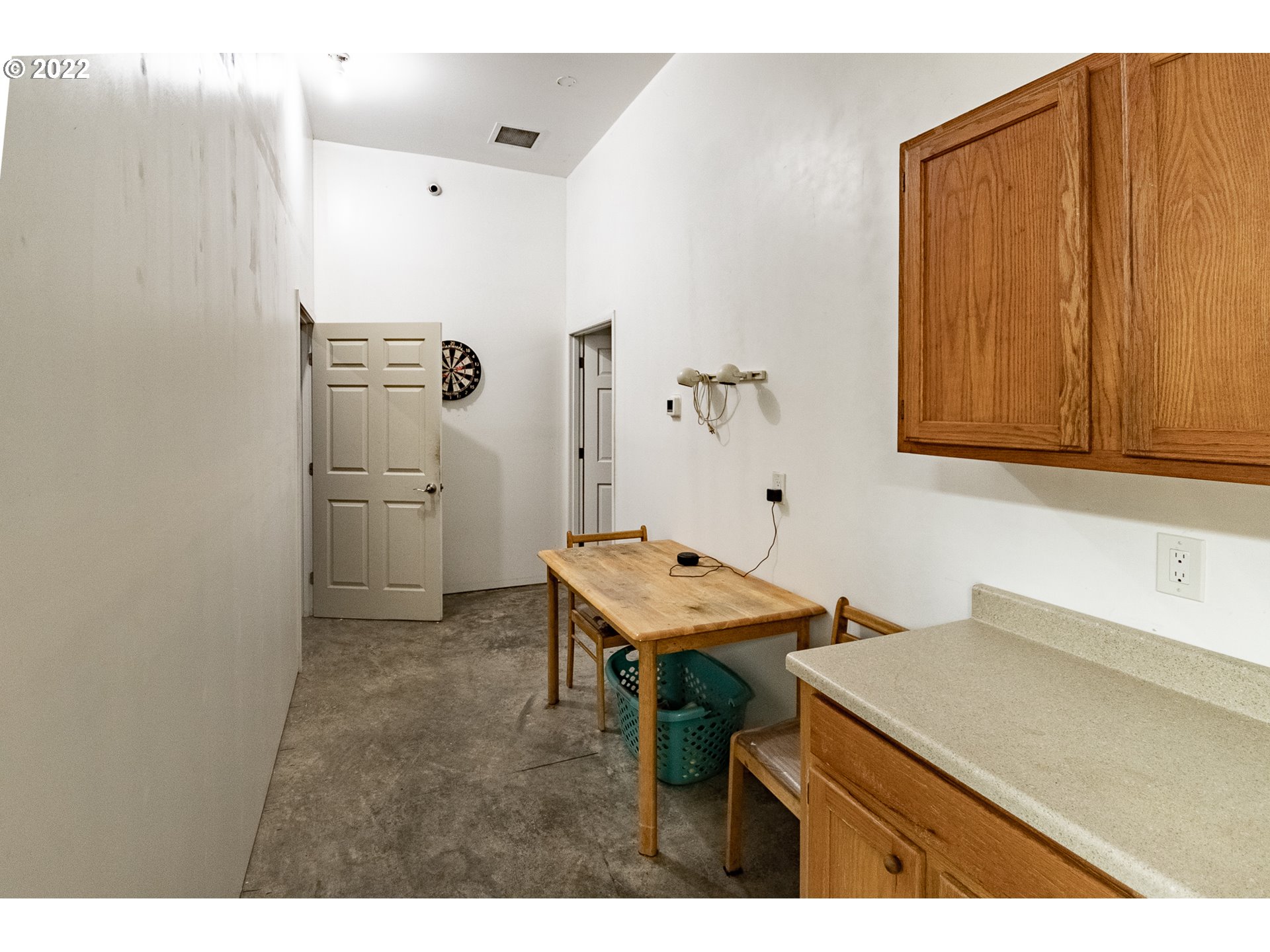 350 Bunker Hill Road Longview, WA 98632 - Photo 15 of 28 a room with cabinets and stainless steel appliances