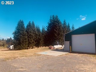 350 Bunker Hill Road Longview, WA 98632 - Photo 21 of 28 a view of snow covered with snow in front of house