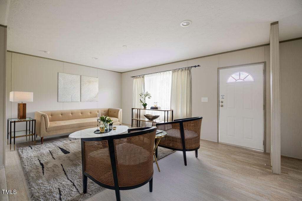 Living Room-Virtual Staging