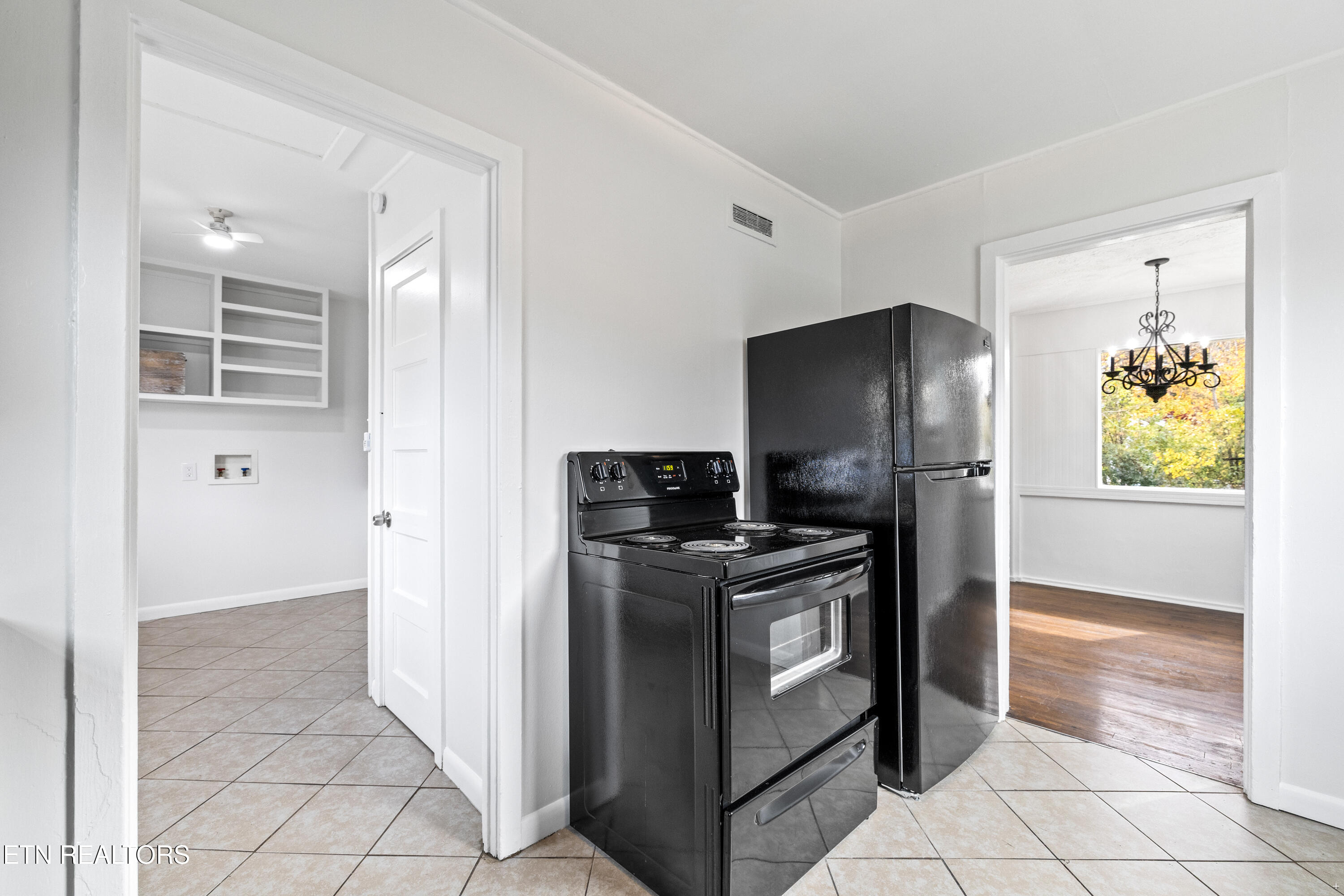 107 West Newcomb Road Oak Ridge, TN 37830 - Photo 11 of 19 Positive Perceptions-6