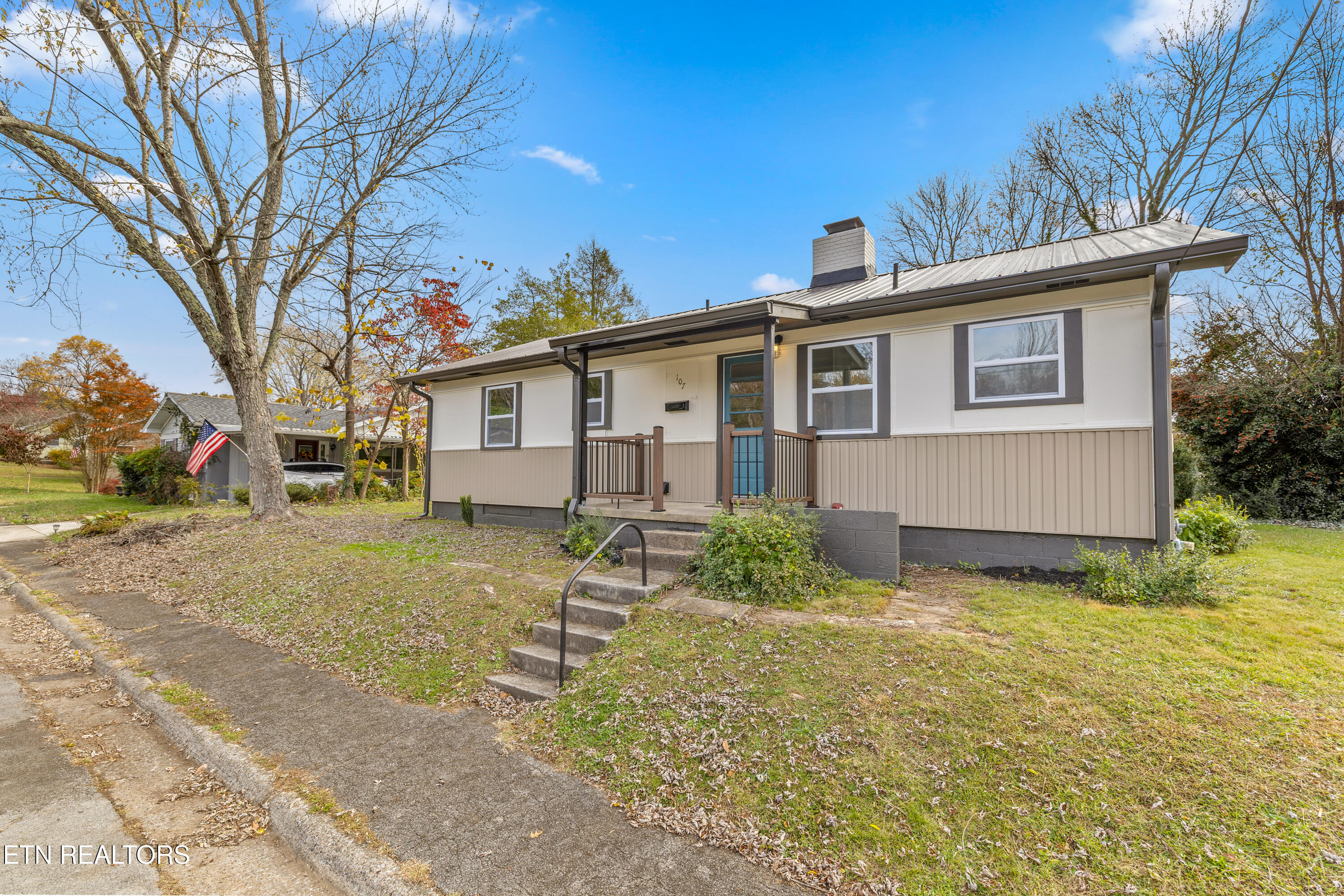 107 West Newcomb Road Oak Ridge, TN 37830 - Photo 2 of 19 Positive Perceptions-2