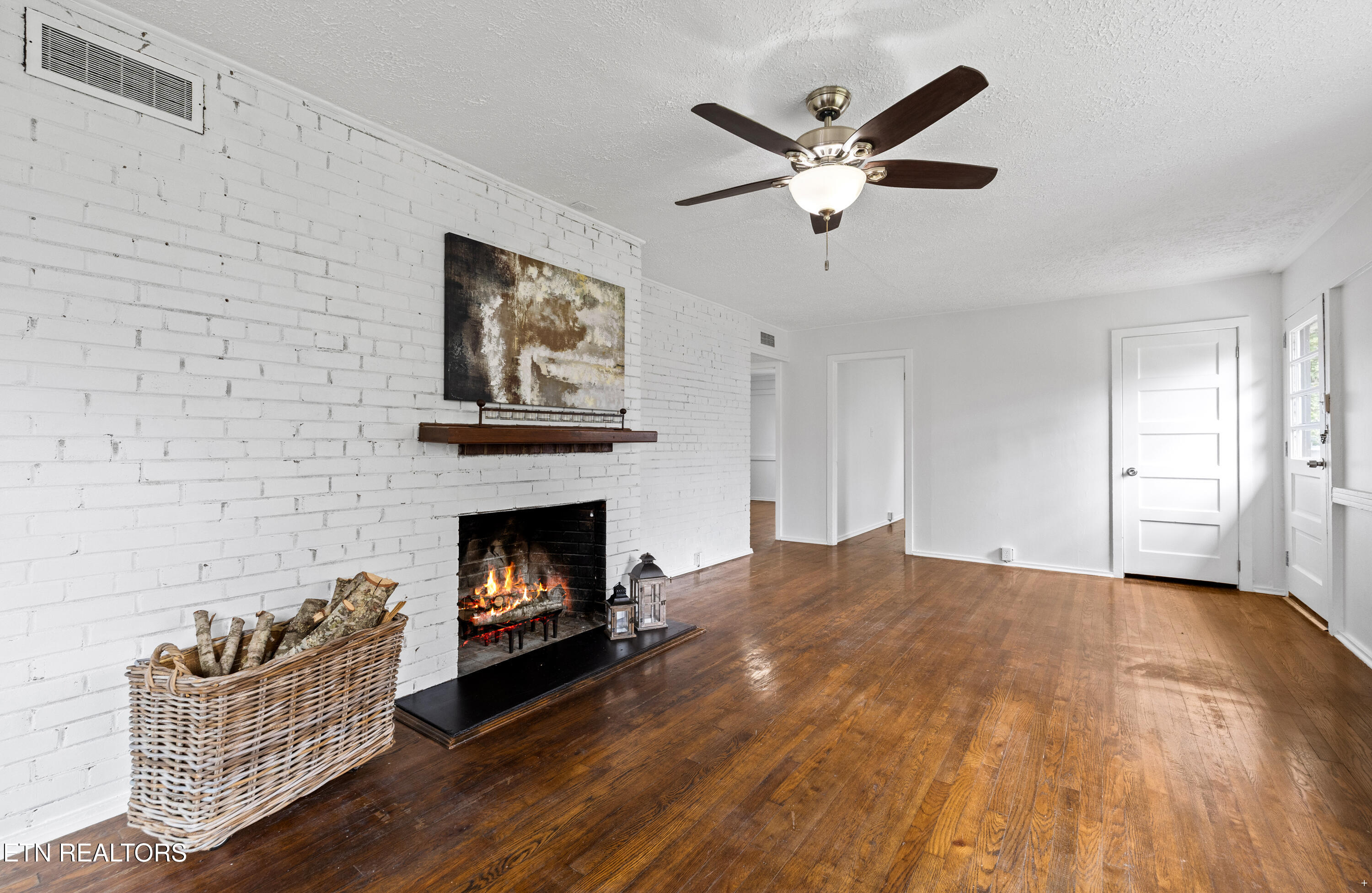 107 West Newcomb Road Oak Ridge, TN 37830 - Photo 8 of 19 Positive Perceptions-10