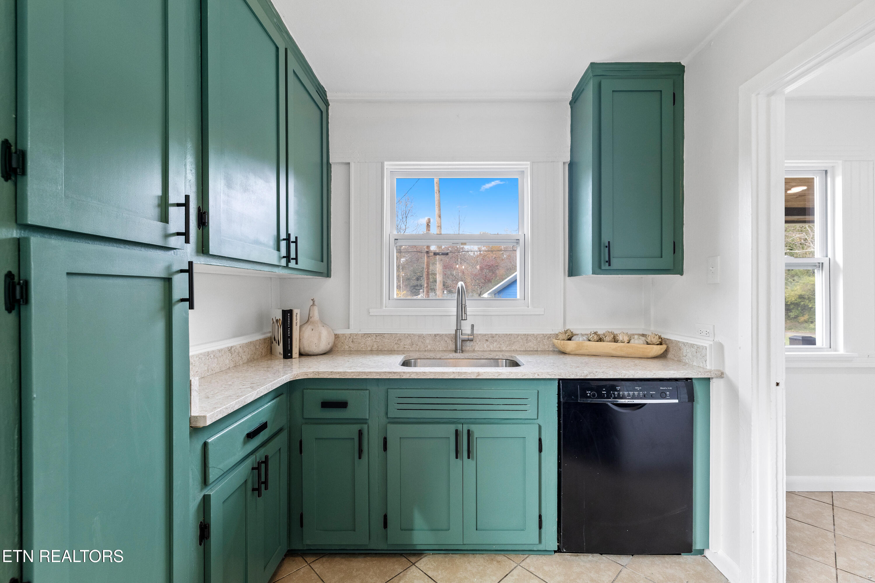 107 West Newcomb Road Oak Ridge, TN 37830 - Photo 10 of 19 Positive Perceptions-5