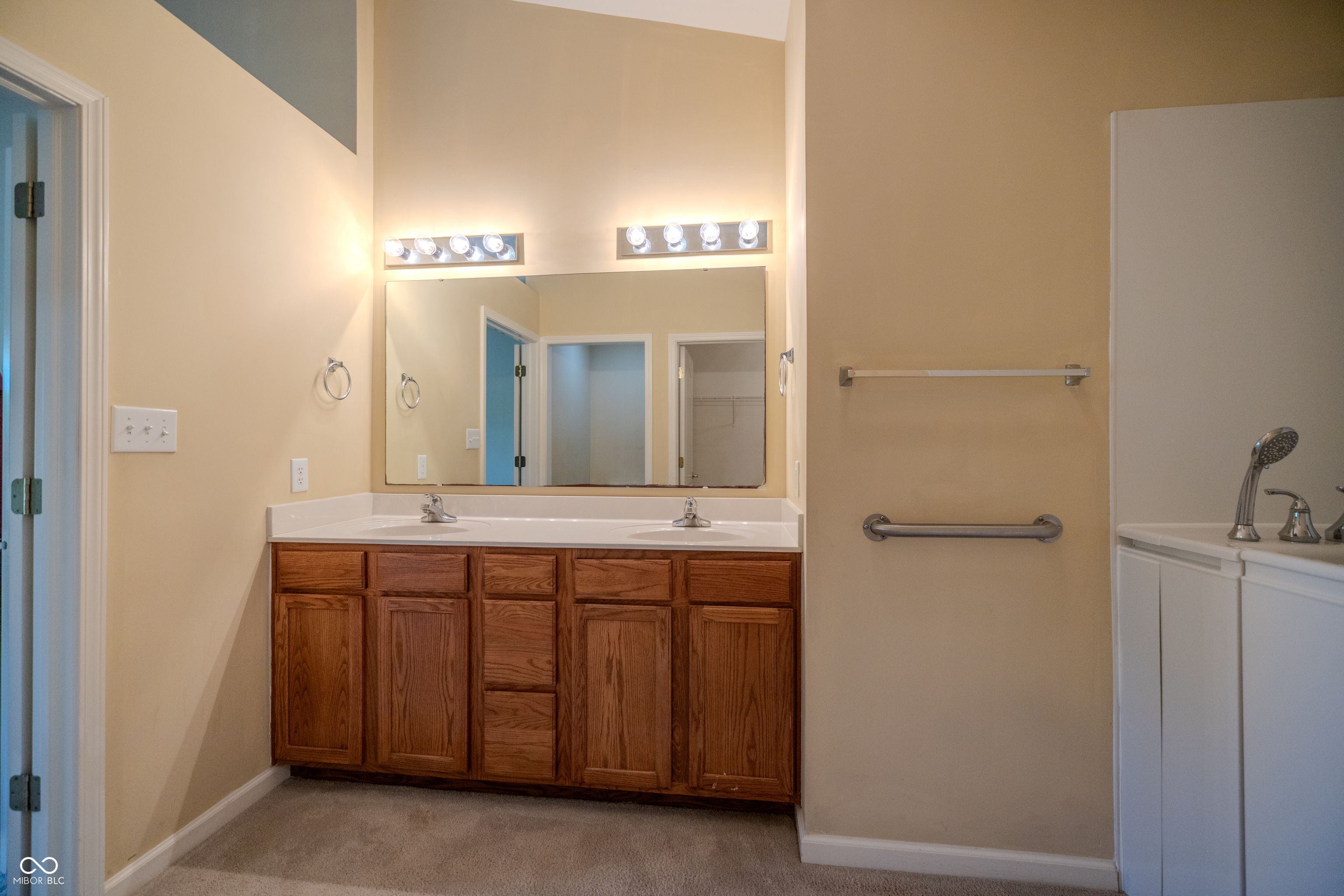 12682 Whisper Way Fishers, IN 46037 - Photo 18 of 23 Gallery Image 18