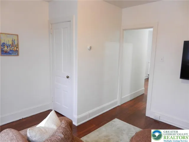 $1,450 | 1428 Center Street, Unit 2, Bethlehem, PA 18018