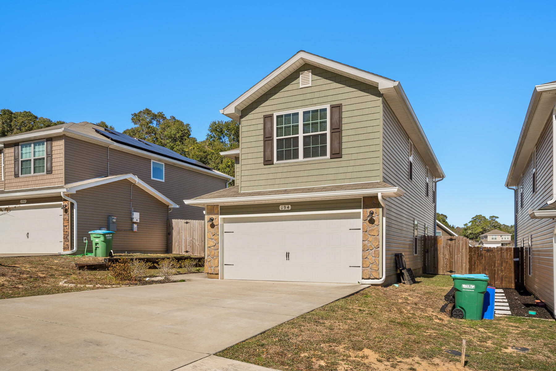 194 Wainwright Drive Crestview, FL 32539 - Photo 2 of 25 194 Wainwright Dr_20221121_006