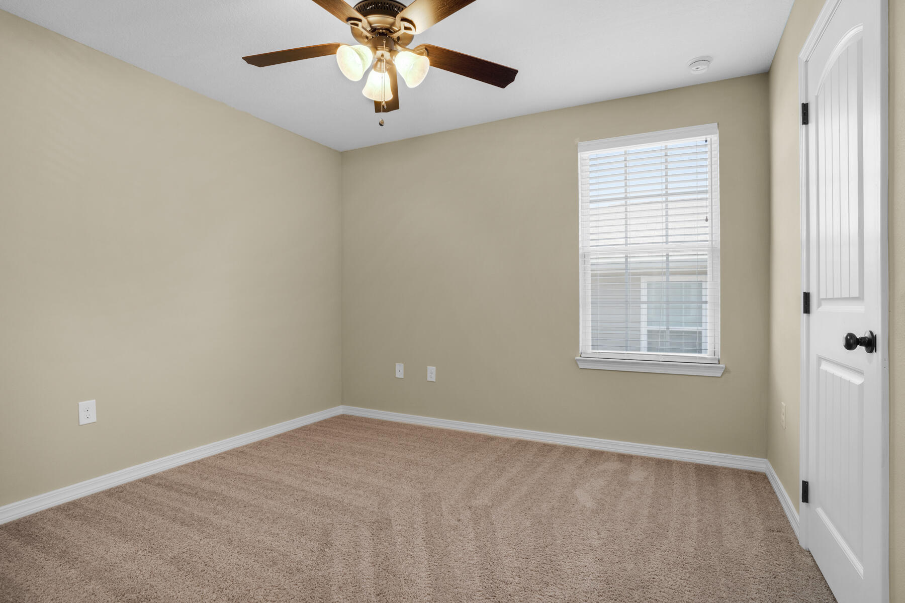 194 Wainwright Drive Crestview, FL 32539 - Photo 21 of 25 194 Wainwright Dr_20221121_096