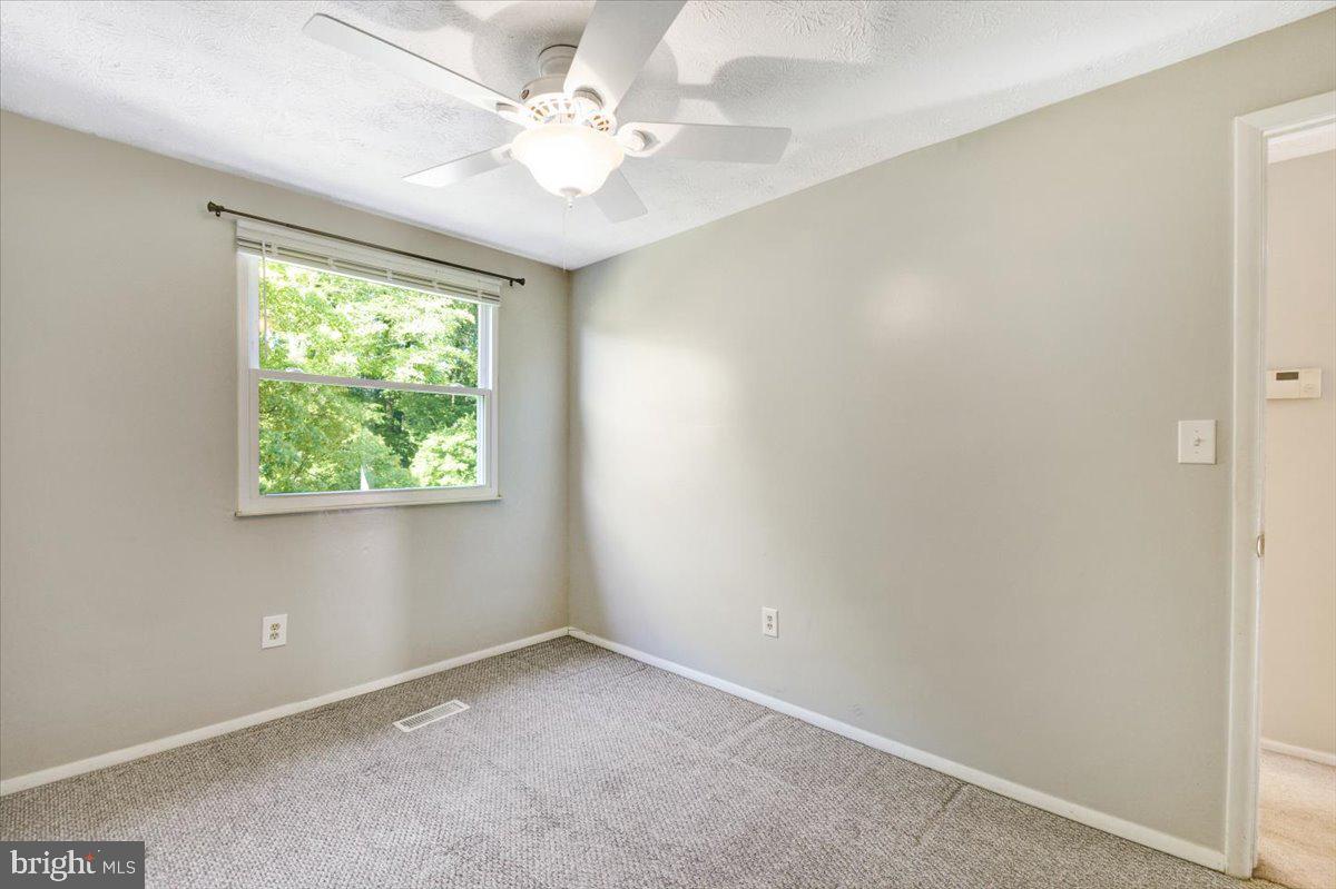 2615 Parallel Path Abingdon, MD 21009 - Photo 11 of 39 Gallery Image 11